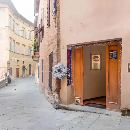 Nel Cuore Del Centro Storico. Siena